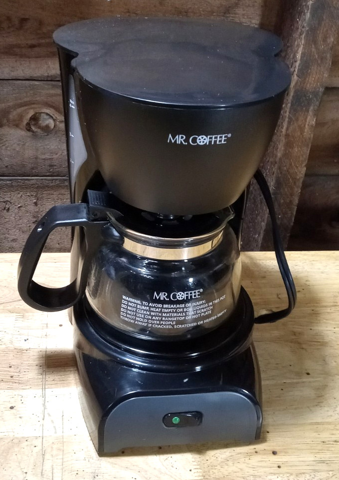 Mr Coffee Switch 4 Cup Drip Coffee Maker Brewer Model #DR5 - Black