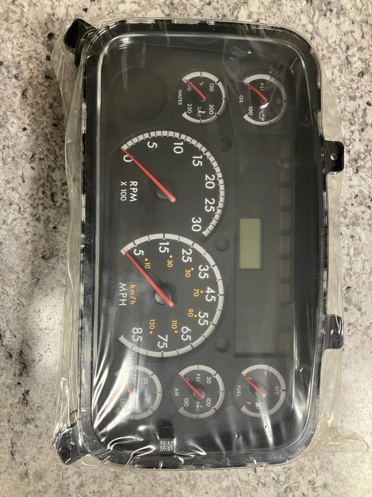 Freightliner  instrument cluster panel assembly:  VDO-A2C53081949