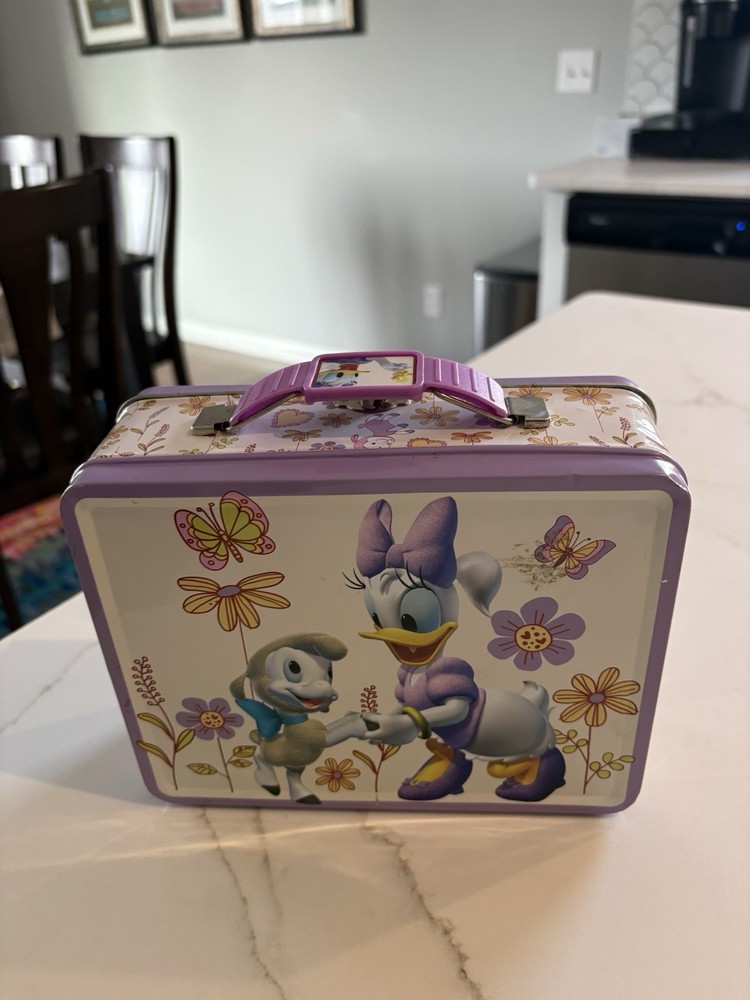 Daisy Duck Tin Lunch Box