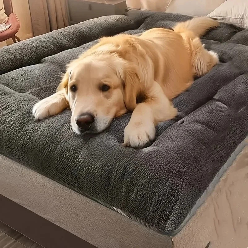 XXLargePlush Dog Bed Sofa Thickened Super Soft Polyester Pet Mat