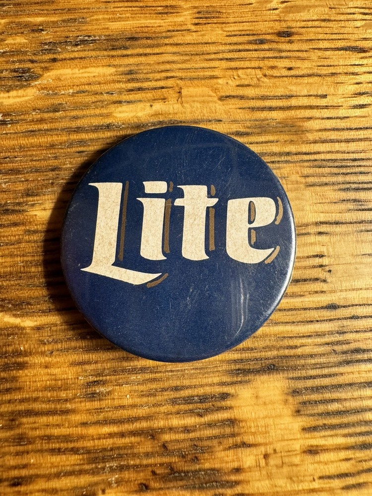 Vintage Miller Lite Beer Pinback