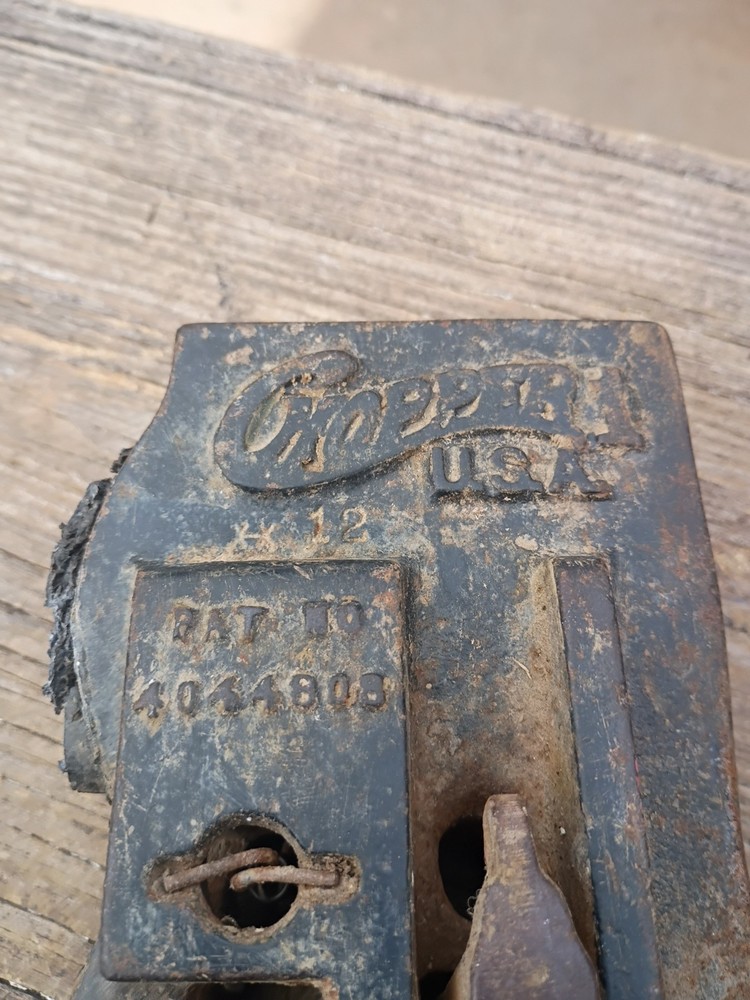 Vintage Chopper 1 Splitting Axe Head 6 lbs Spring Missing