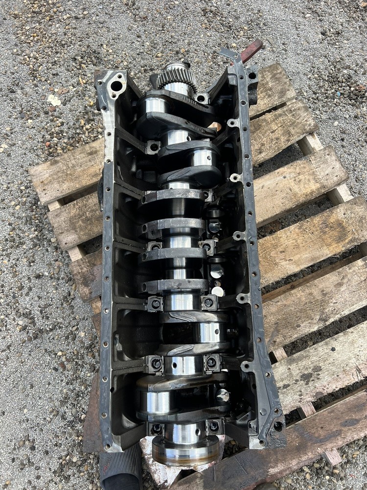 Cummins crankshaft 3929037 STD journals
