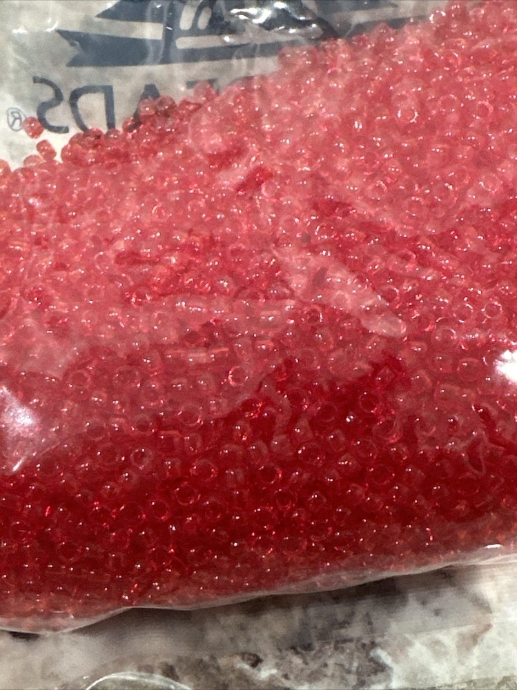 8/0 TOHO Round Beads Transparent Siam Ruby TR-08-5B 250g (.25kilo)