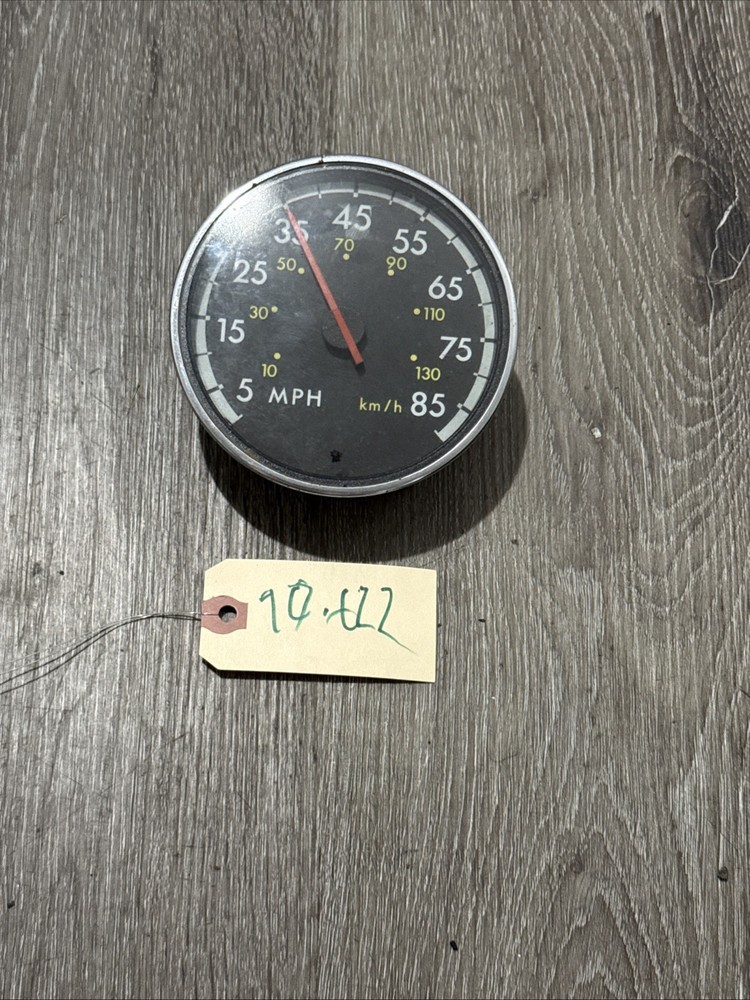 FREIGHTLINER Columbia 120 Speedometer P/N Missing