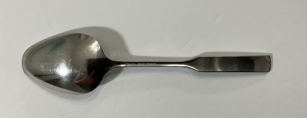 Lot 11 Oneida Stainless Flatware Antares