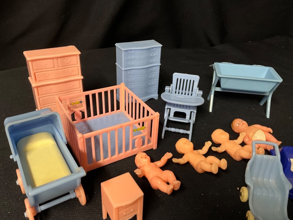 Renewal Dollhouse Nursery Set