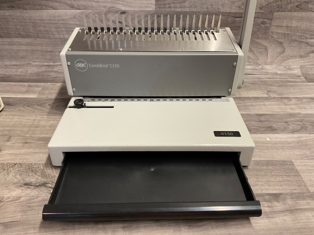 GBC CombBind C150 Heavy Duty Comb Binding Machine - EXCELLENT Condition