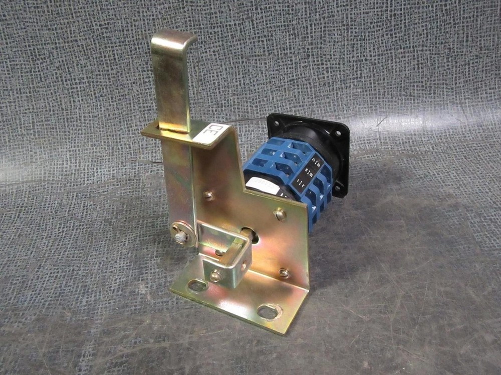 KRAUS / NAIMER DRUM SWITCH AND BRACKET 5HP 3PH 10A A11 C21287 **WARRANTY**