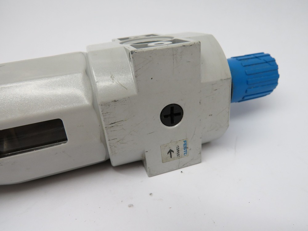 Festo 546437 LFR-D-MAXI Filter Regulator CRACKED CAP USED
