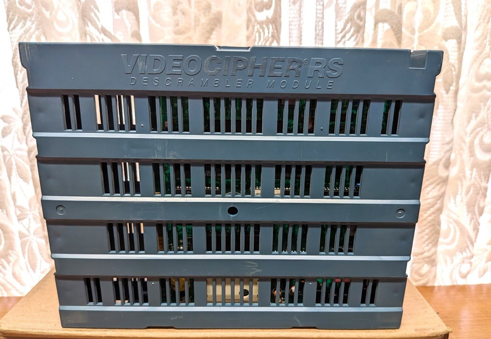 GENERAL INSTRUMENT VIDEOCIPHER RS DESCRAMBLER MODULE - UNTESTED - FOR PARTS