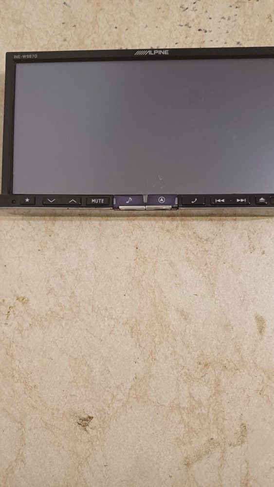 Display Alpine INE-W987D