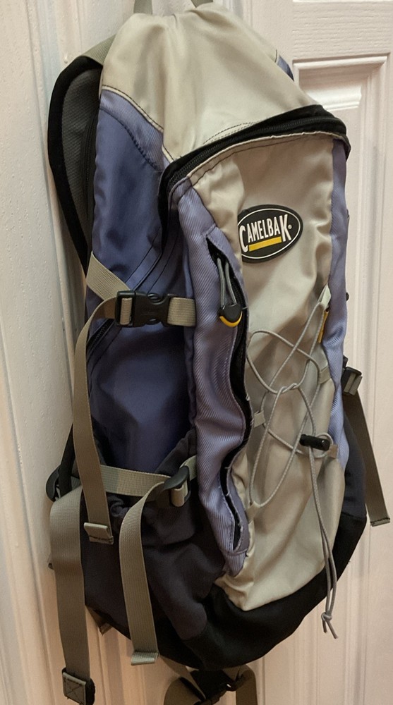 Camelbak ISIS Hydration Backpack Blue Grey Adjustable Shoulder Strap Day Pack