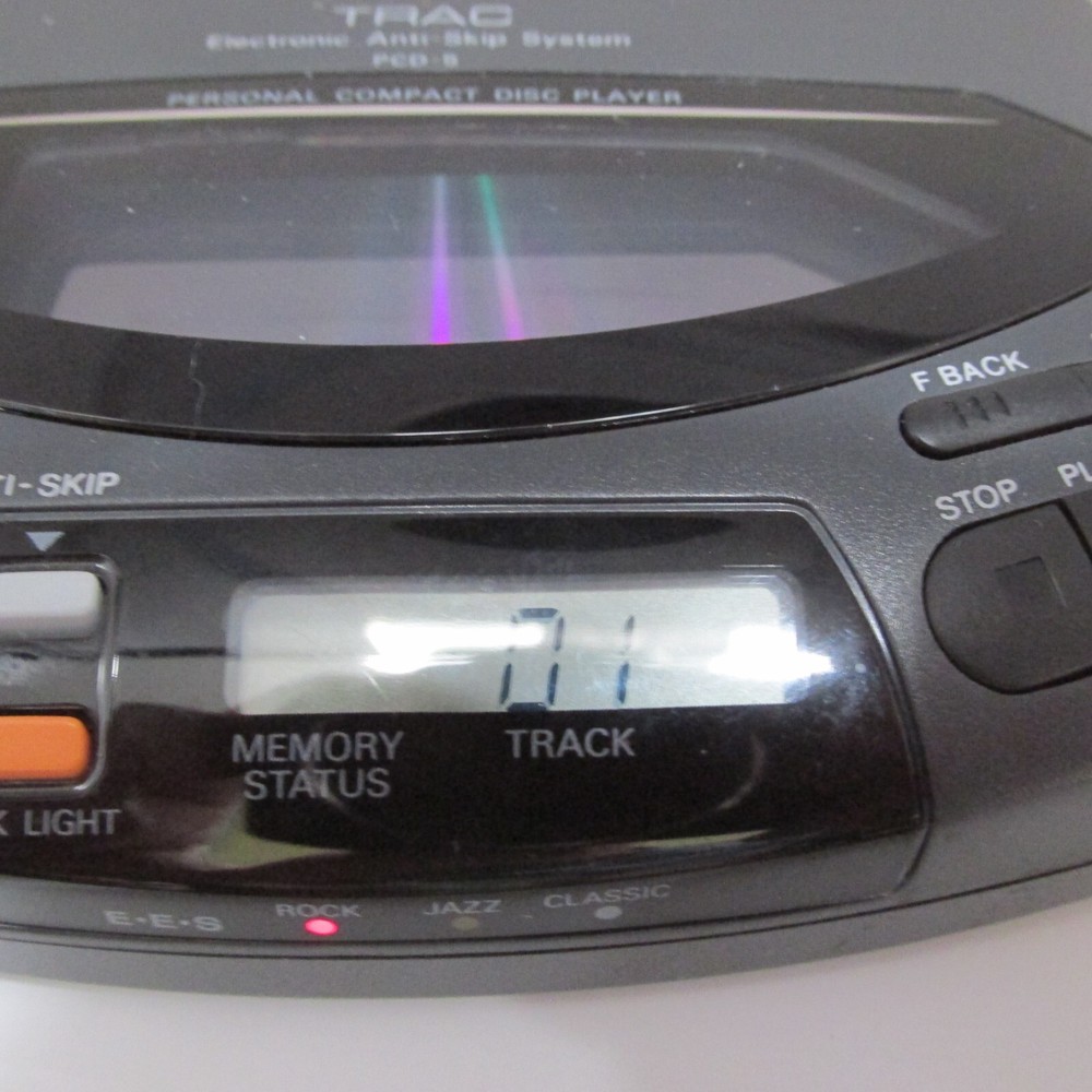 Fisher EES 1 Bit OPTI TRAC Personal CD player PCD-5- Tested
