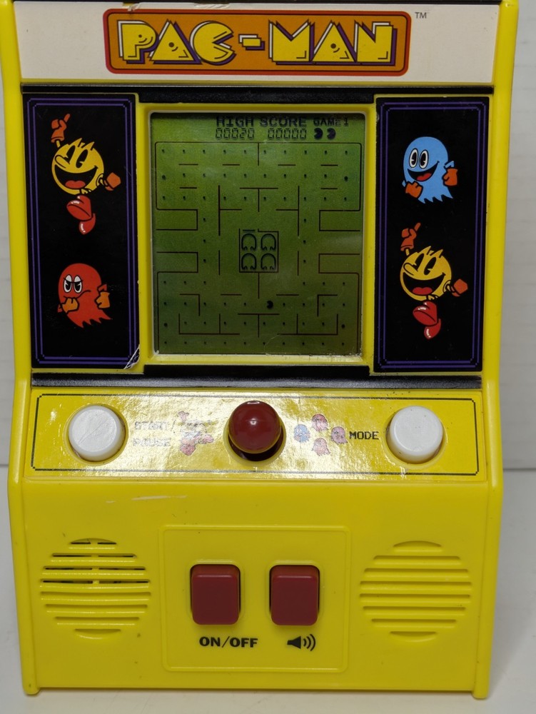 Pac-Man and Space Invaders Handheld Retro Mini Arcade Machines Tested BUNDLE