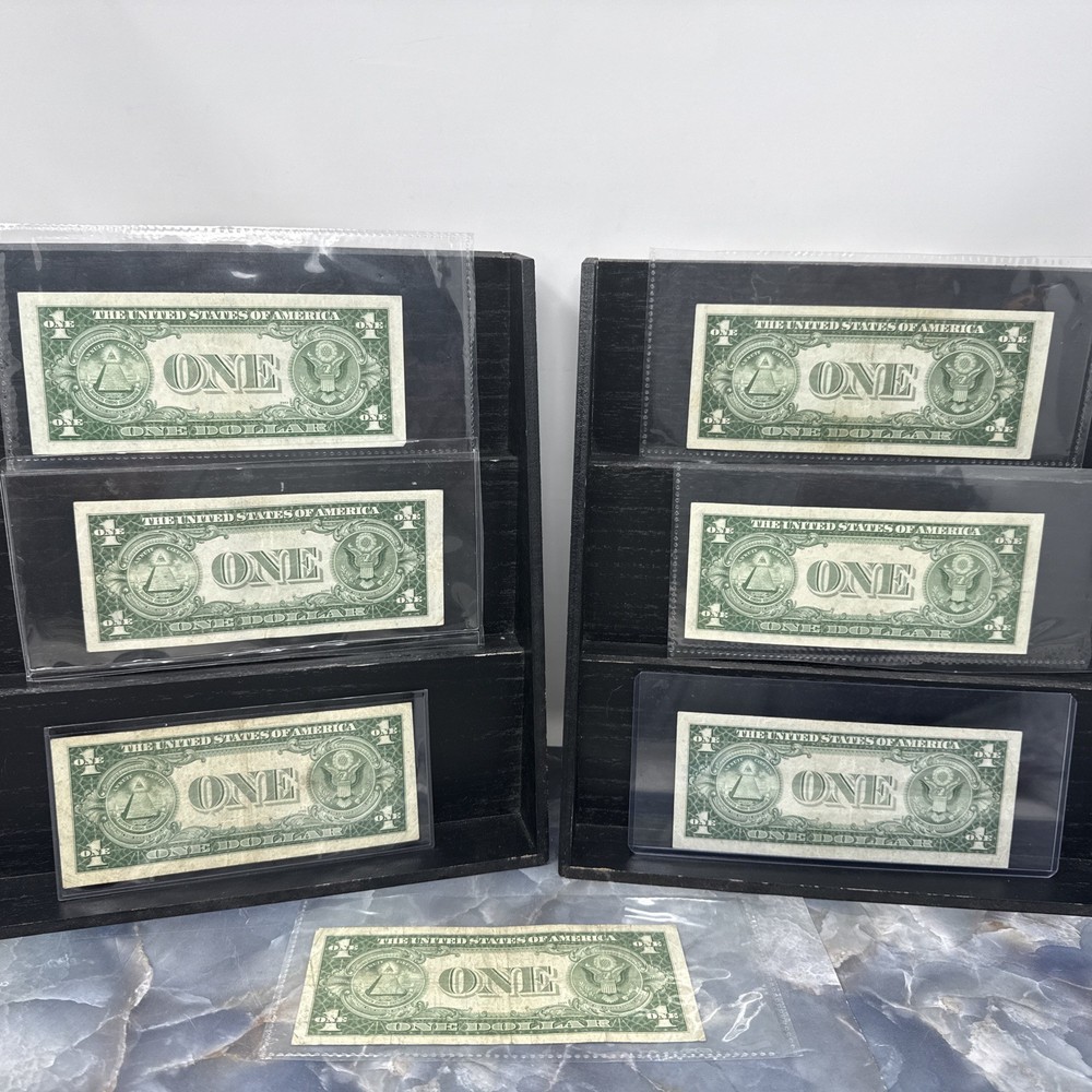 1935 Blue Seal $1 Bills, 1 Bill Star Note
