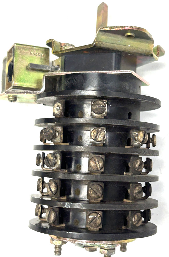 ELECTROSWITCH SERIES 24 ROTARY CONTROL SWITCH 600V 20A DD2008-12C