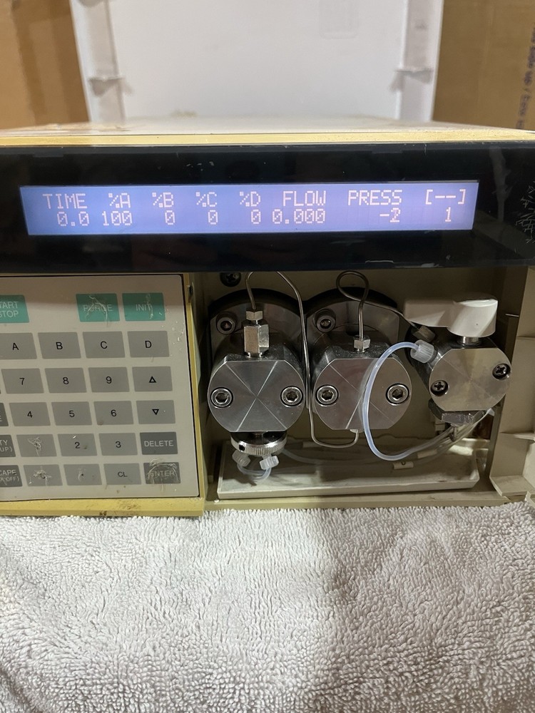 Hitachi HPLC Pump L-7200