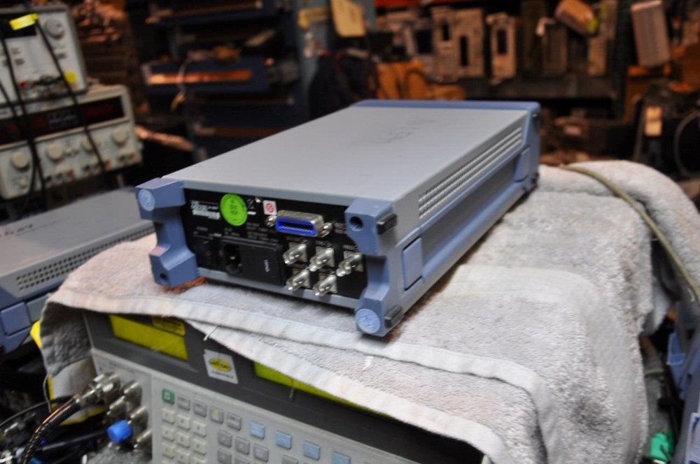 Rohde & Schwarz URE3 30 MHz RMS Voltmeter