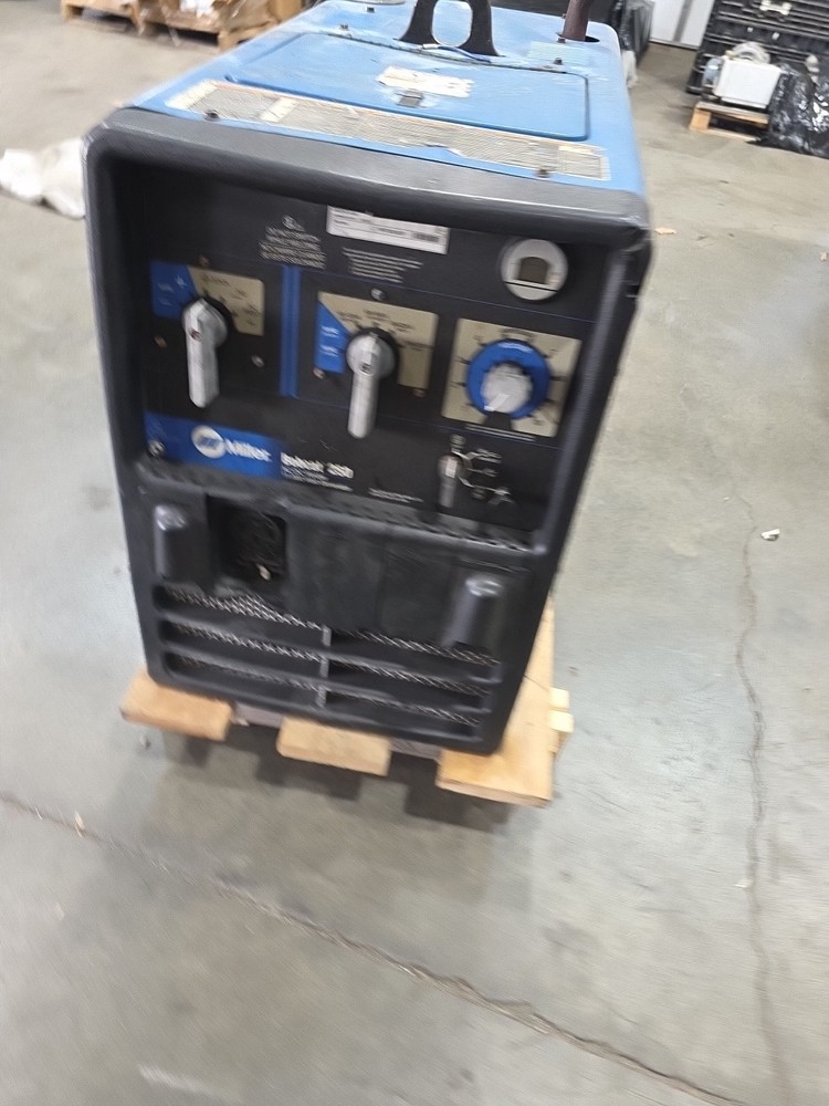 Miller Bobcat 250LP Welder