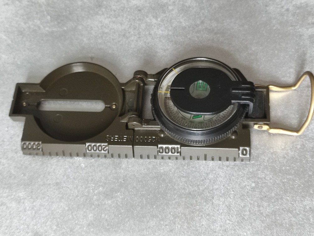 Compass Foldable in Closed Metal Case Camping Accessory Original