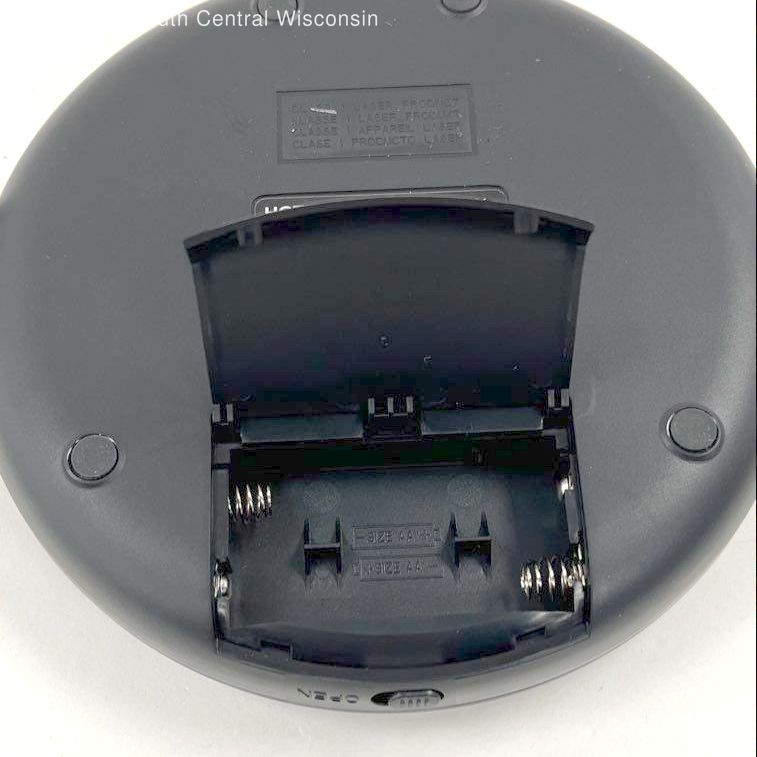 HOTT Portable Personal Compact CD Player, Model CD-204