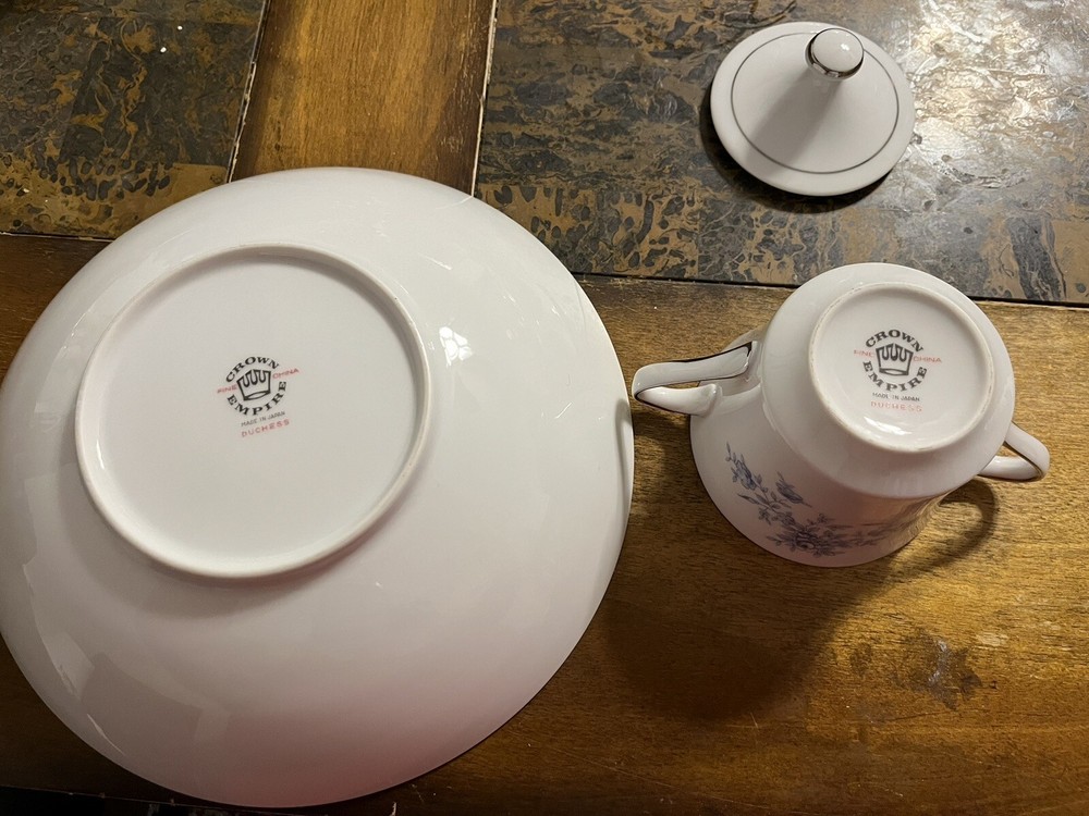 Crown Empire Fine China Duchess Serving And Sugar Bowl