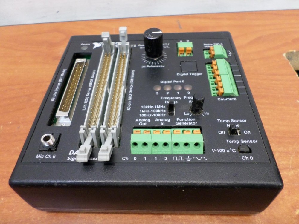 National Instruments DAQ Signal Accessory 183664B-01