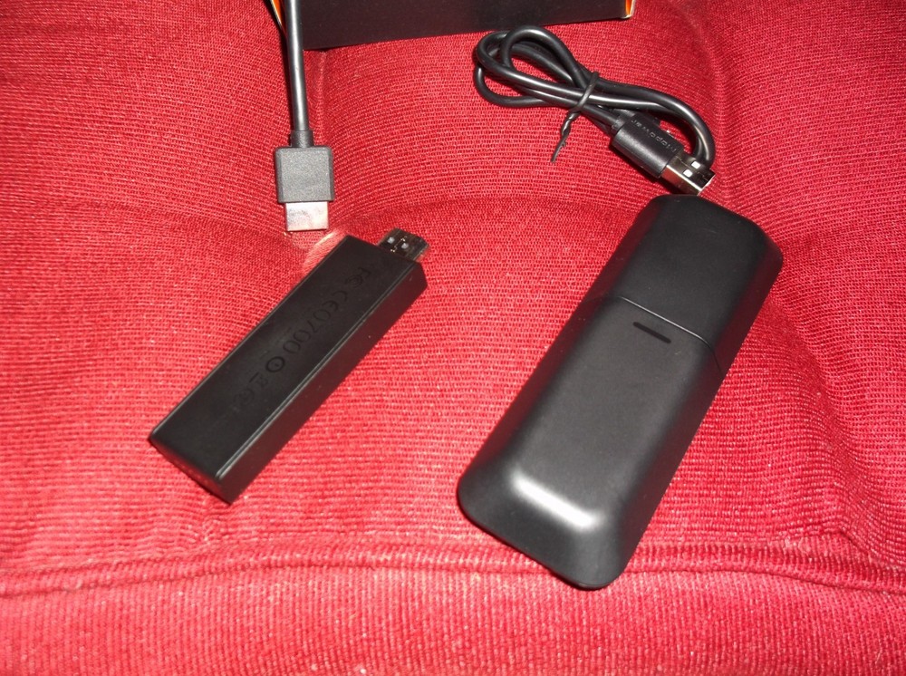 Amazon Fire TV Stick 1st Generation W87CUN w/ Remote, USB & Extender (Untested)