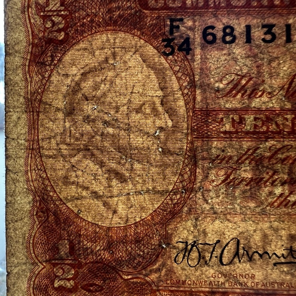 1942 Australian Ten Shilling note, Circulated.