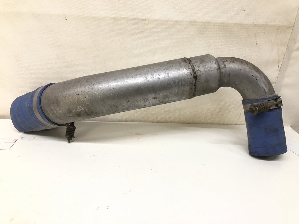 Mack RD600 Air Transfer Tube - Used