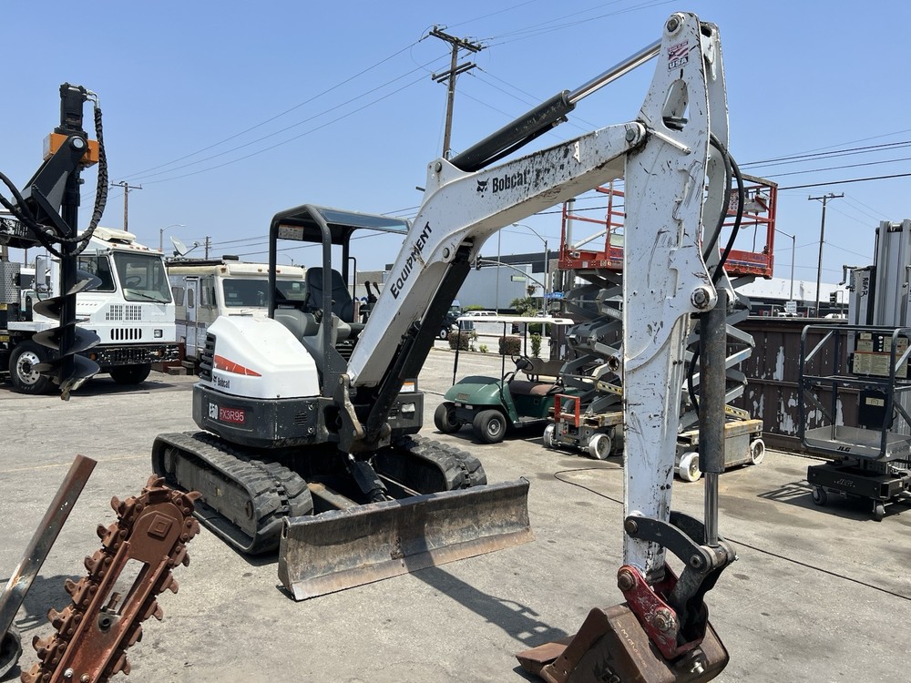 2016  Bobcat E50 Mini Excavator