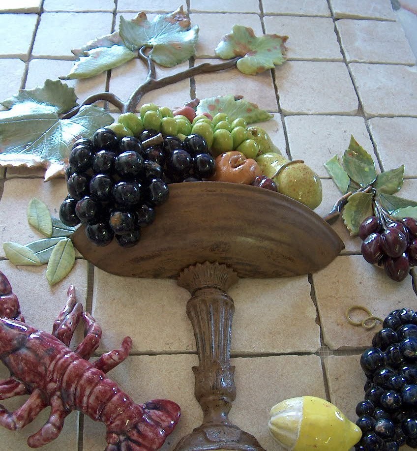 Custom Tuscan Fruit Bowl Backsplash – Hand Sculpted Stoneware Kitchen niche'