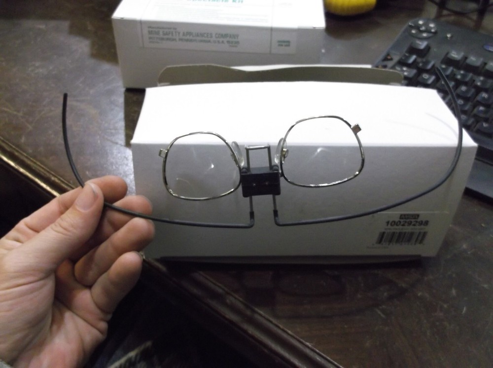 NIB MSA 10029298 SPECTACLE KIT FOR ADVANTAGE FACEPIECES (WL23-1)