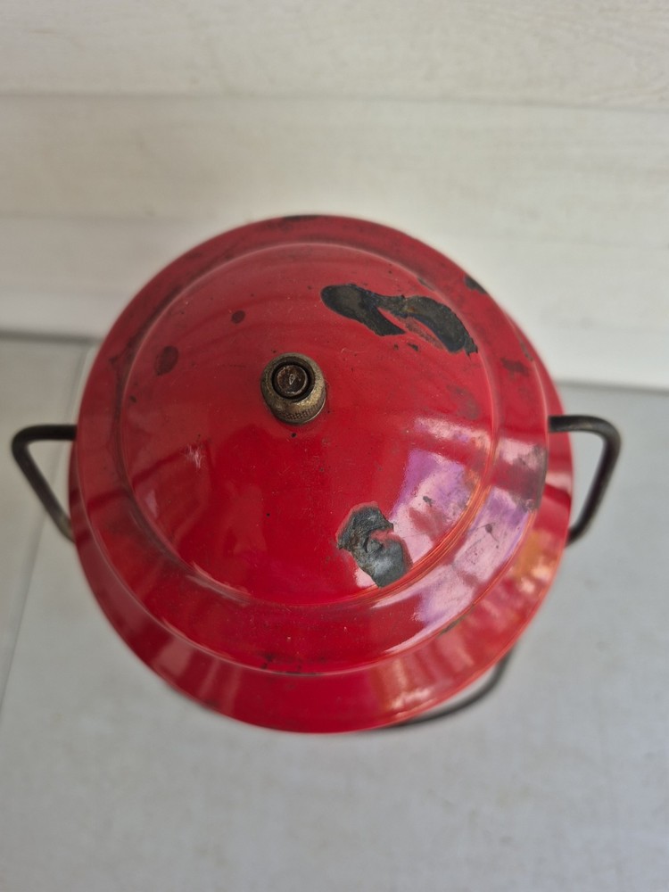 VINTAGE 1976 RED COMEMAN LANTERN