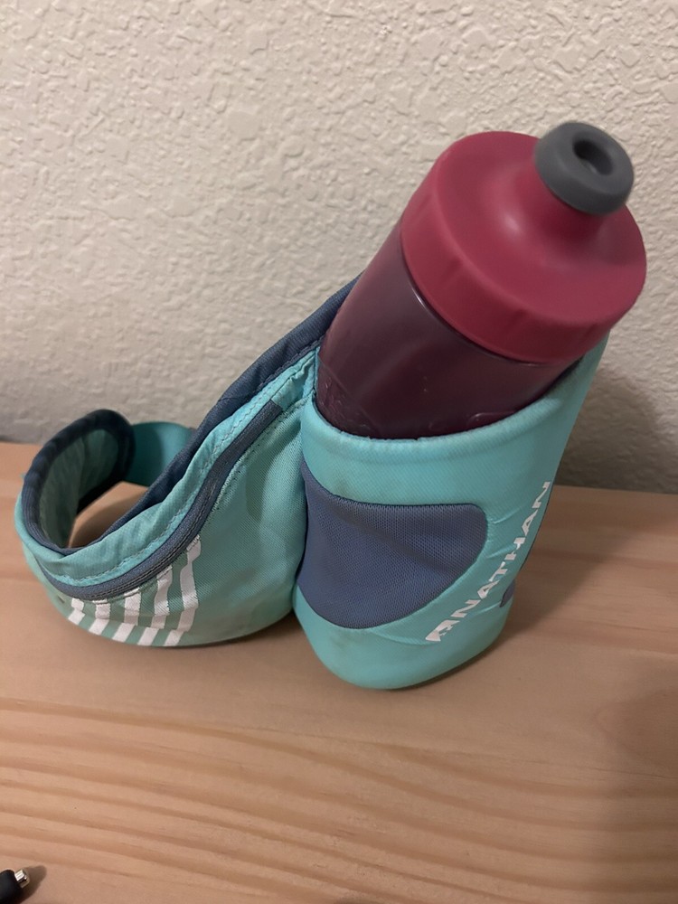 Nathan Hydration Waist Belt With 22oz Bottle