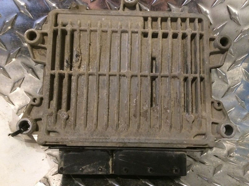 2013 Peterbilt 386 Aftertreatment Control Module A034V782 (680-10040)