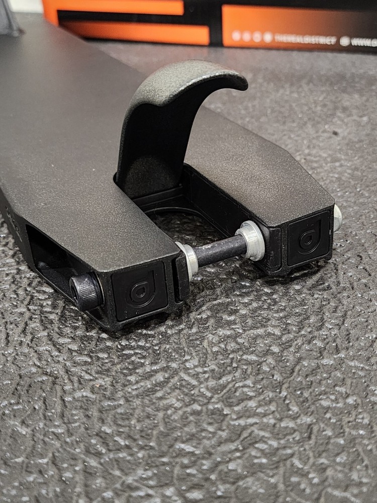 District HT Pro Scooter Deck Black Pearl