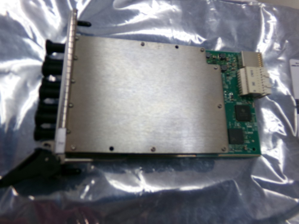 National Instruments PXie-5611 I/Q Vector Modulator
