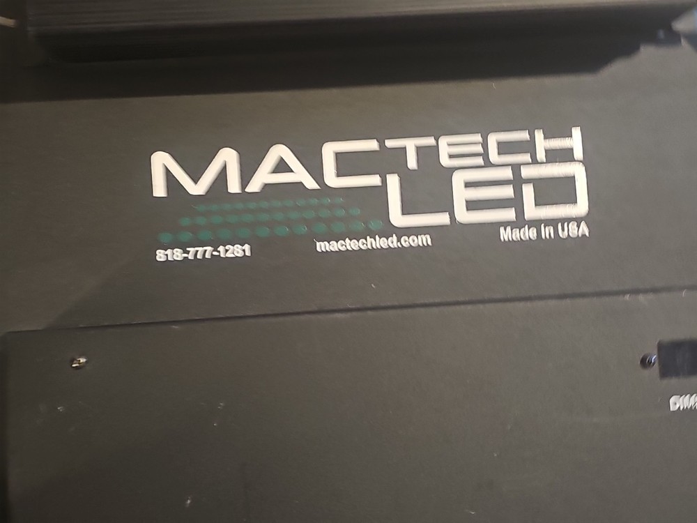 MacTech LED Artist Series 300T Bi-Color Studio Light Panel