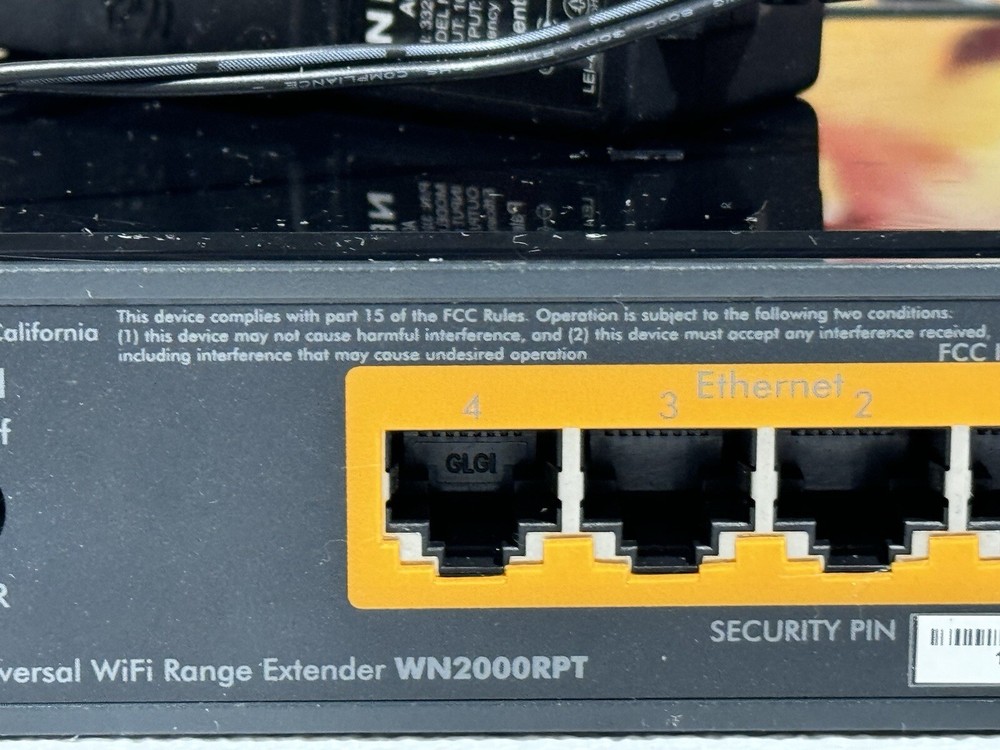 Netgear Universal WiFi Range Extender Wireless Extender WN2000RPT