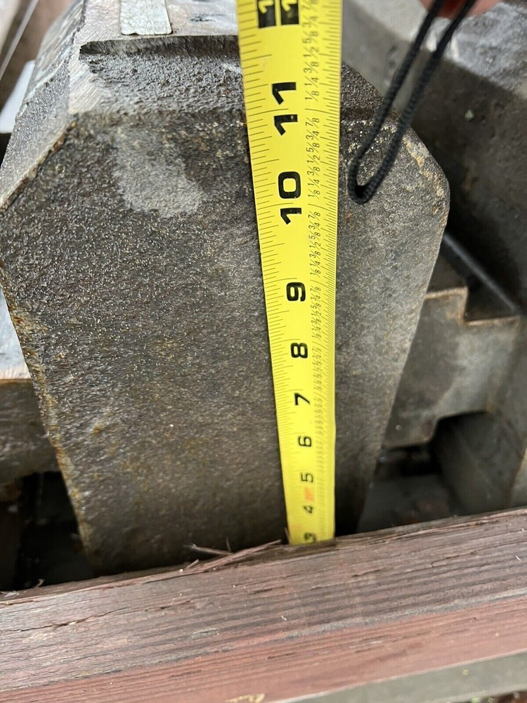 VSI Crusher Anvils Eagle Foundry EF9502 Two Way Stobbed.