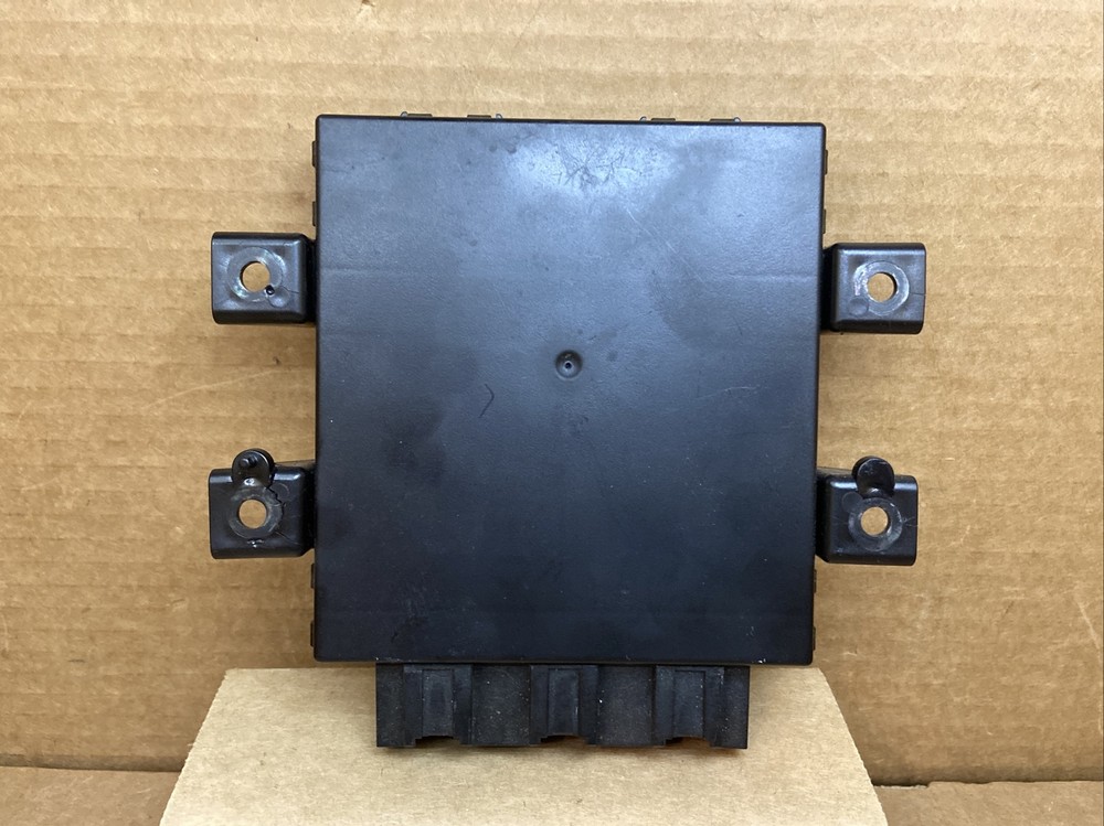 2007 - 2014 GM Tahoe Escalade Yukon Memory Seat Control Module 20870474