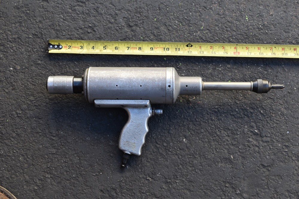 Avdel Power tool 715 type air riveter 7150