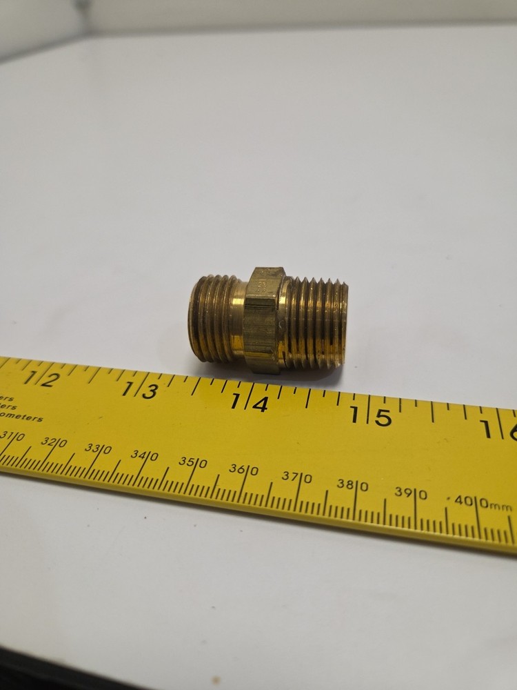 Binks 83-1823 Brass DM Nipple 1/2 (Used)