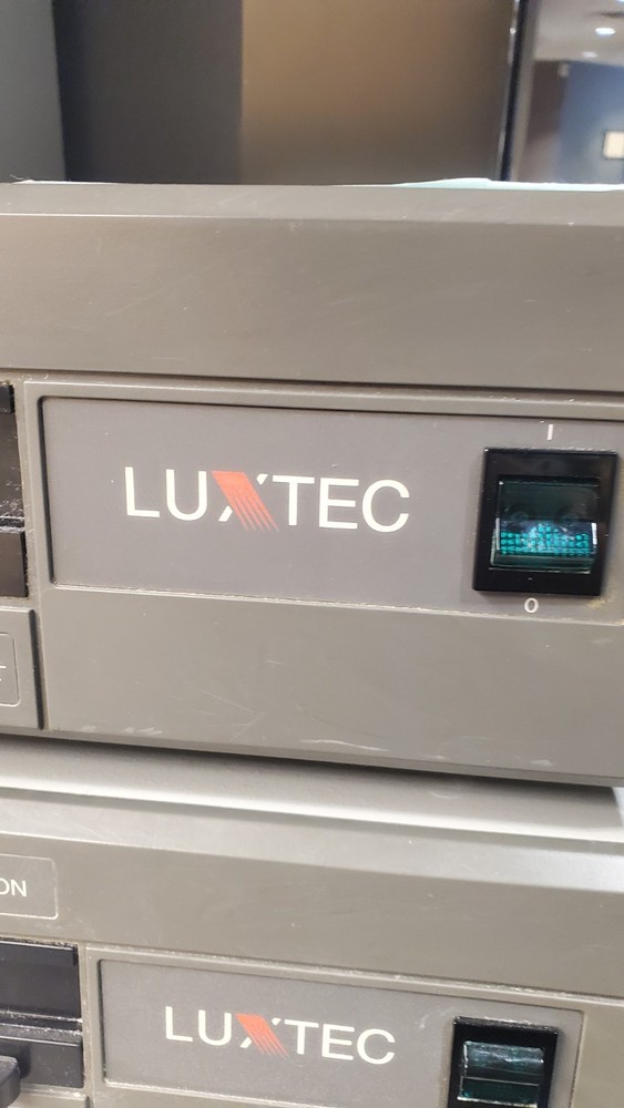 LUXTEC Model 9100 Xenon Light Source
