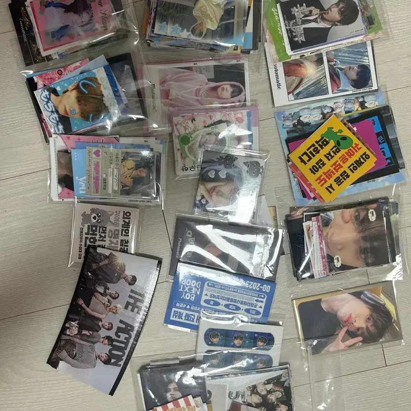 Boy Group Official Goods Bundle