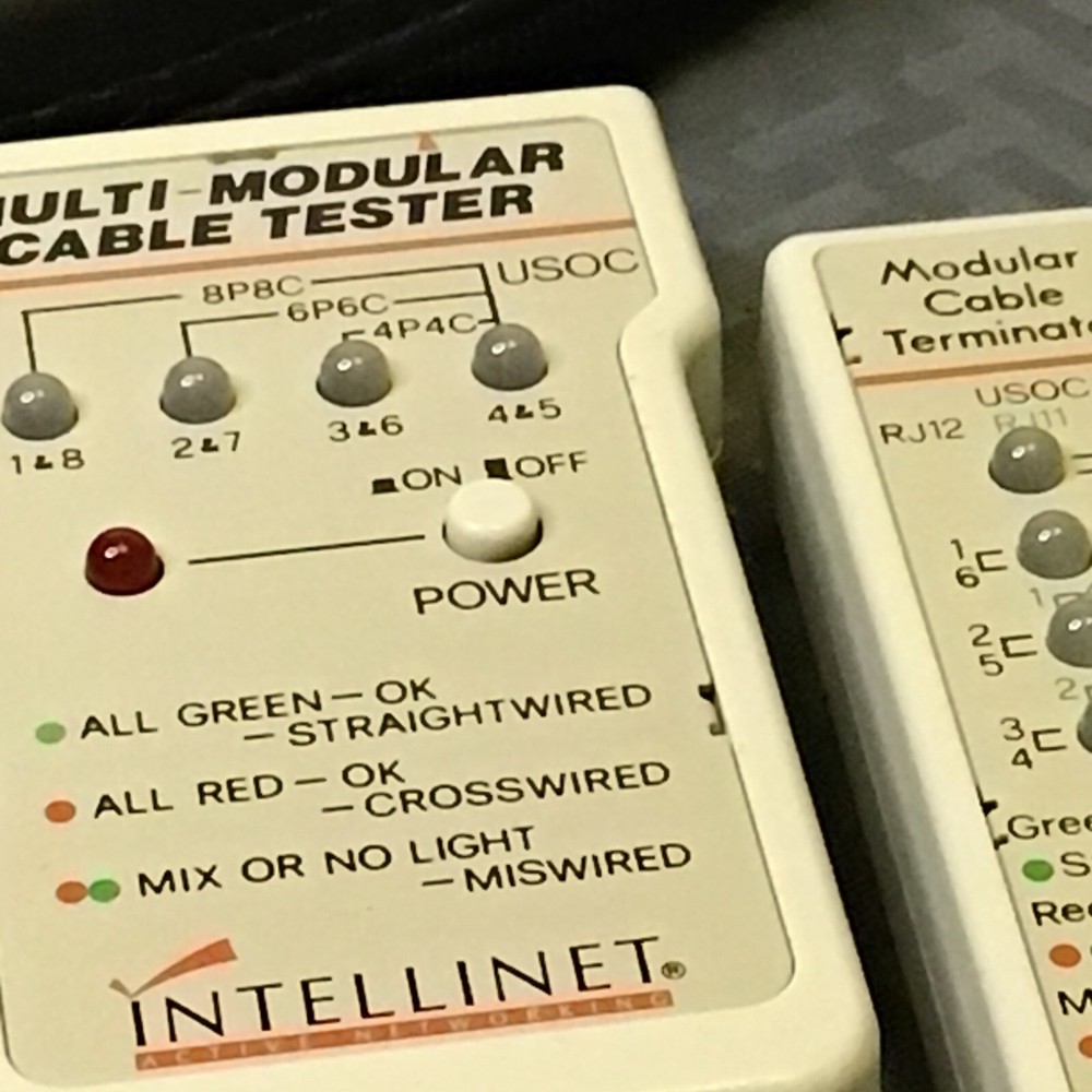 Intellinet Multifunction Cable Tester Multi-Network Terminator