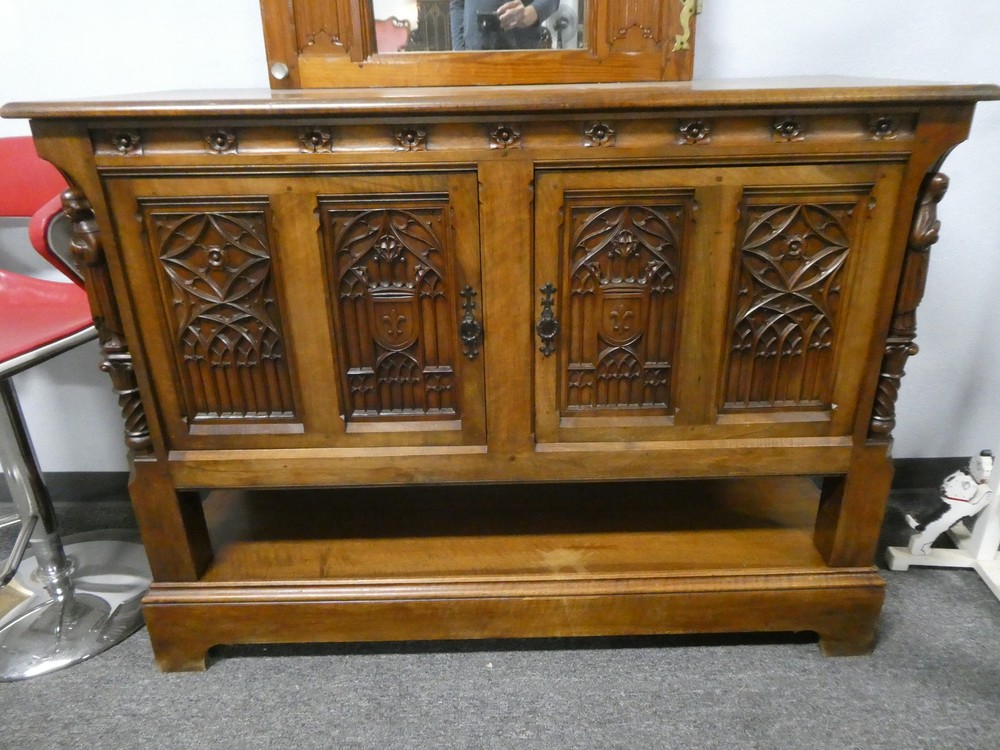 c1900 French Gothic Walnut Server Buffet'i