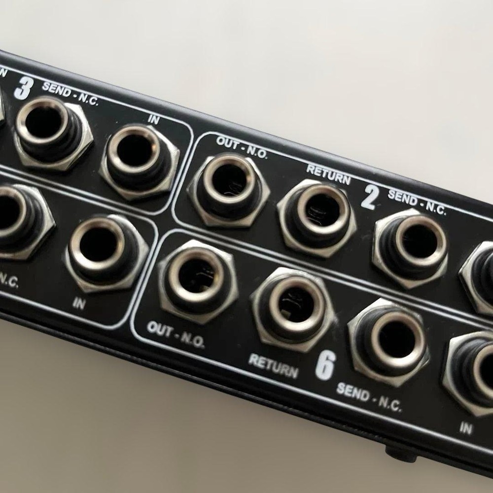 ROCKTRON PatchMate Loop8 Floor 8 Loop Switcher